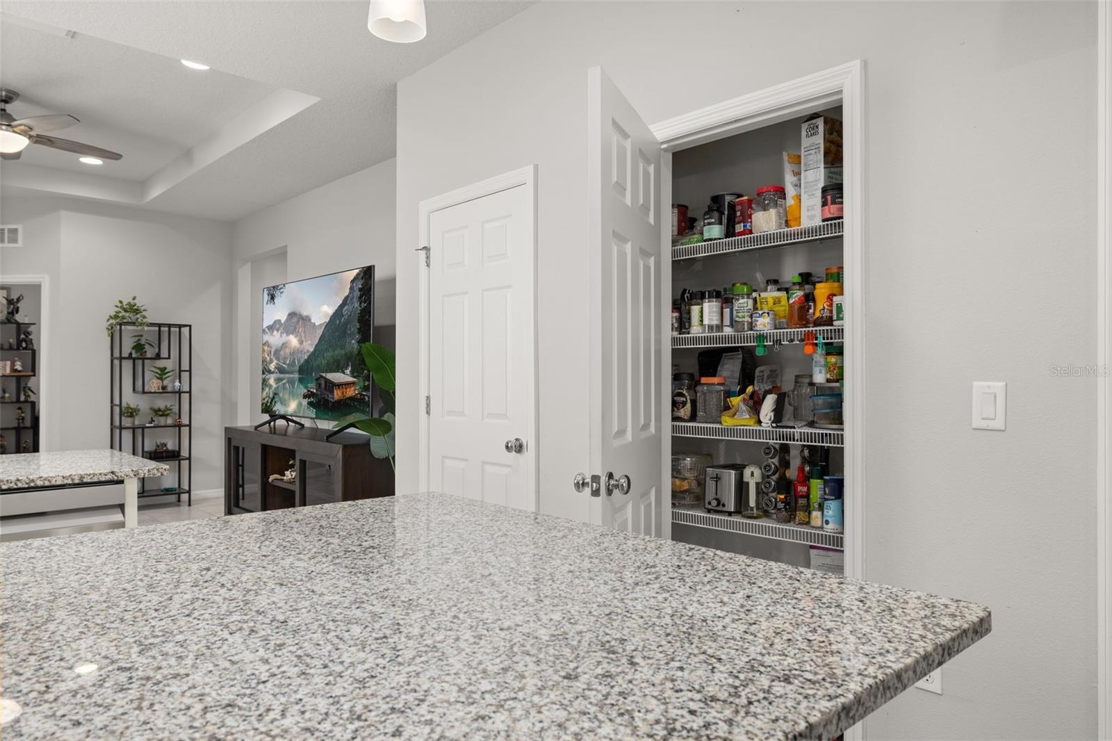 Image 15 of 87 For 17325 Bracken Fern Lane