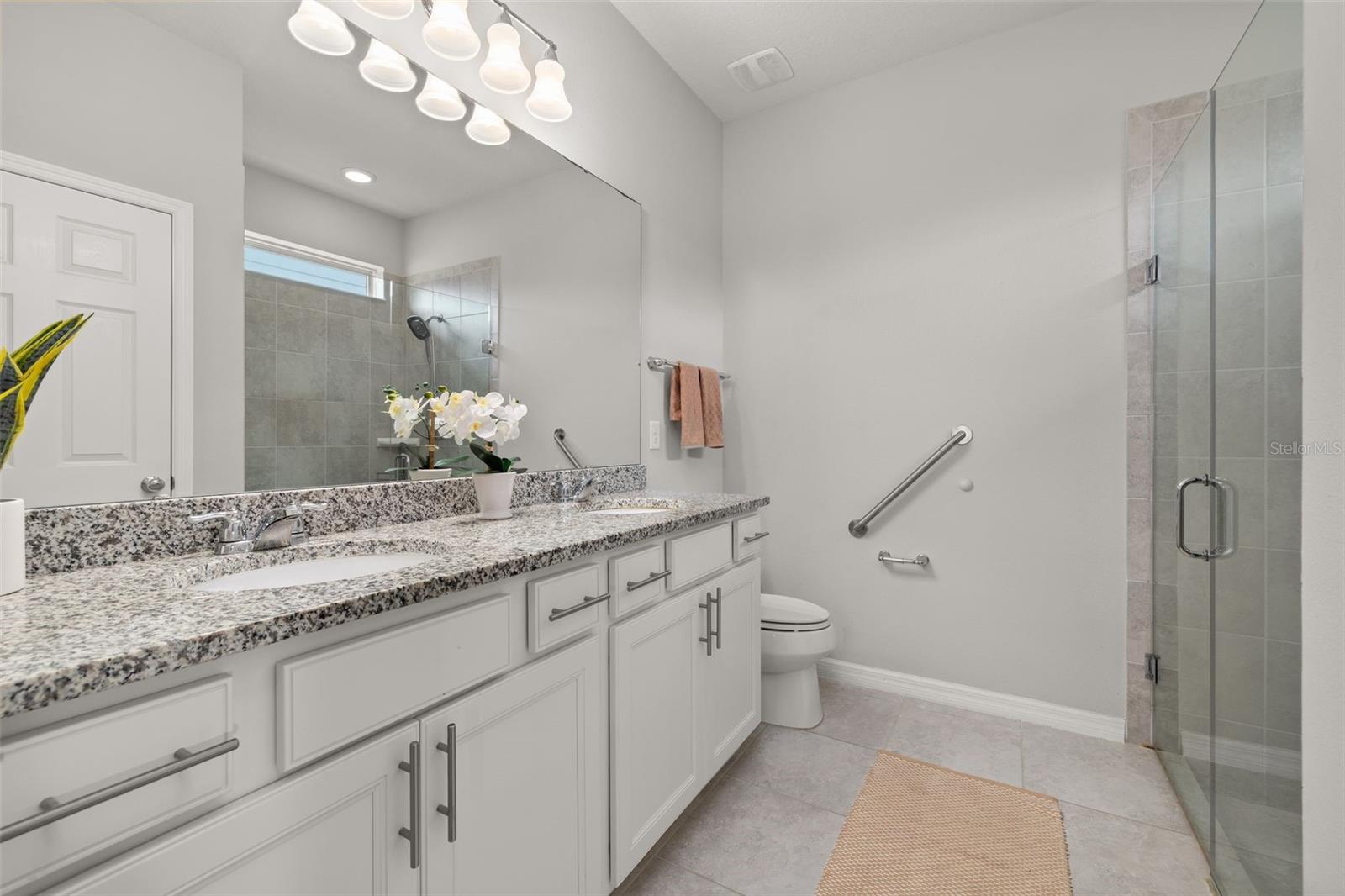 Image 22 of 87 For 17325 Bracken Fern Lane
