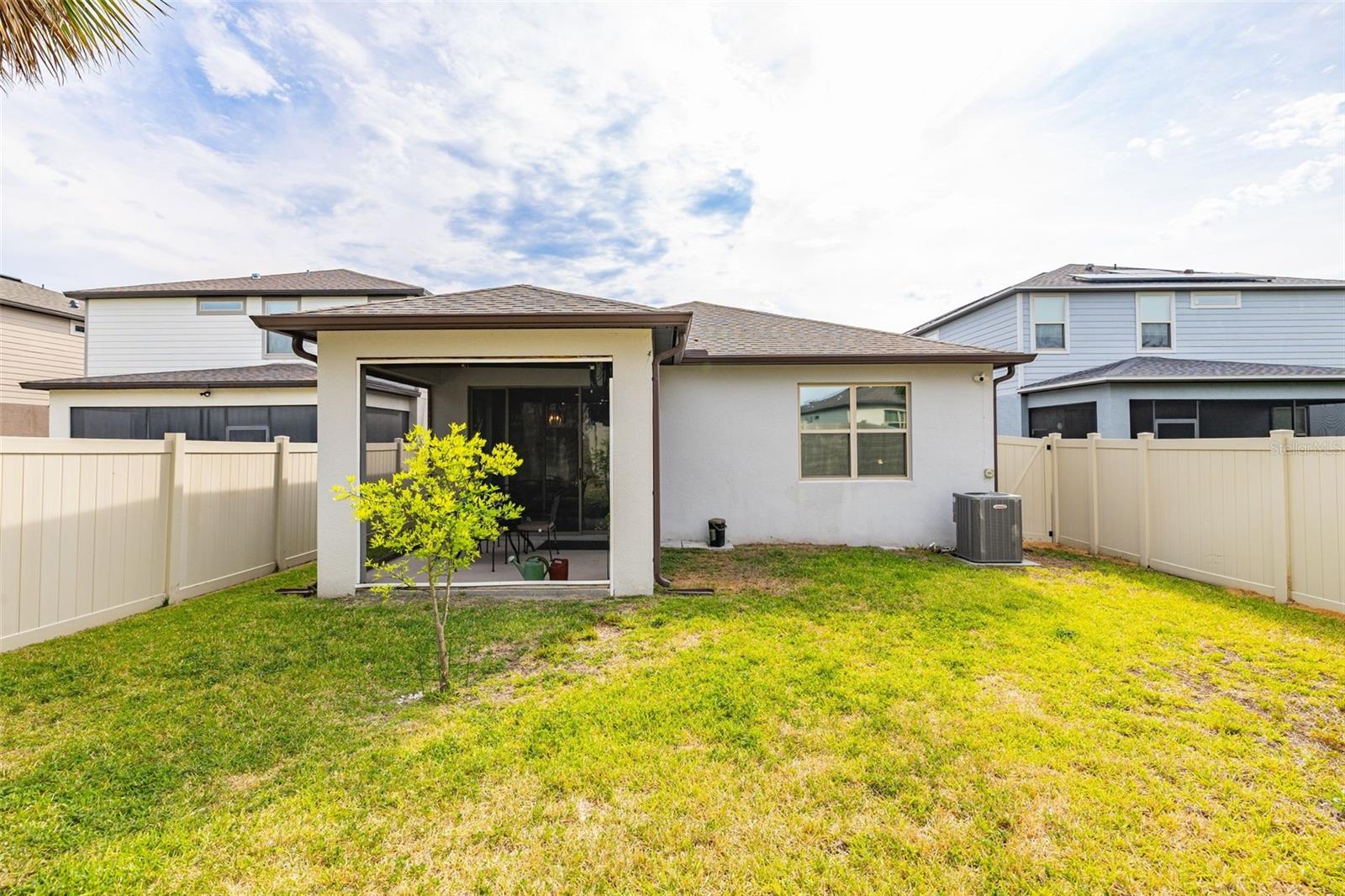 Image 37 of 87 For 17325 Bracken Fern Lane