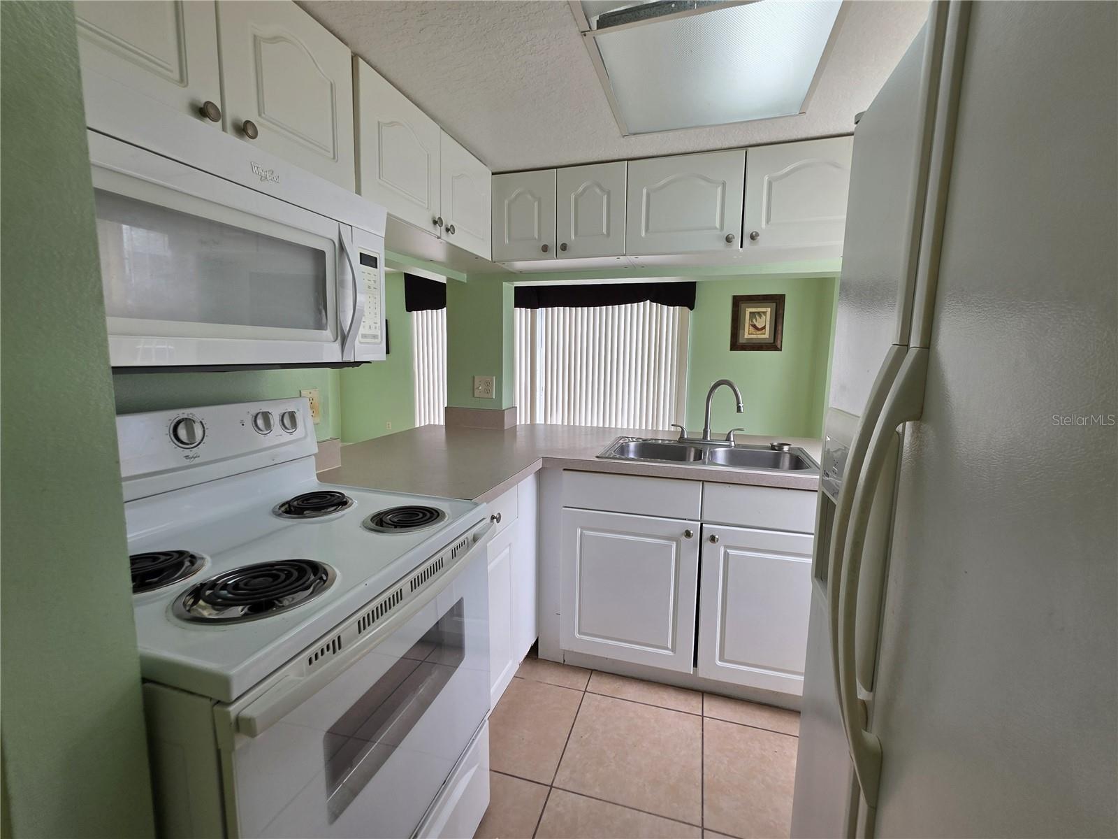 Image 4 of 18 For 342 Caribbean Drive