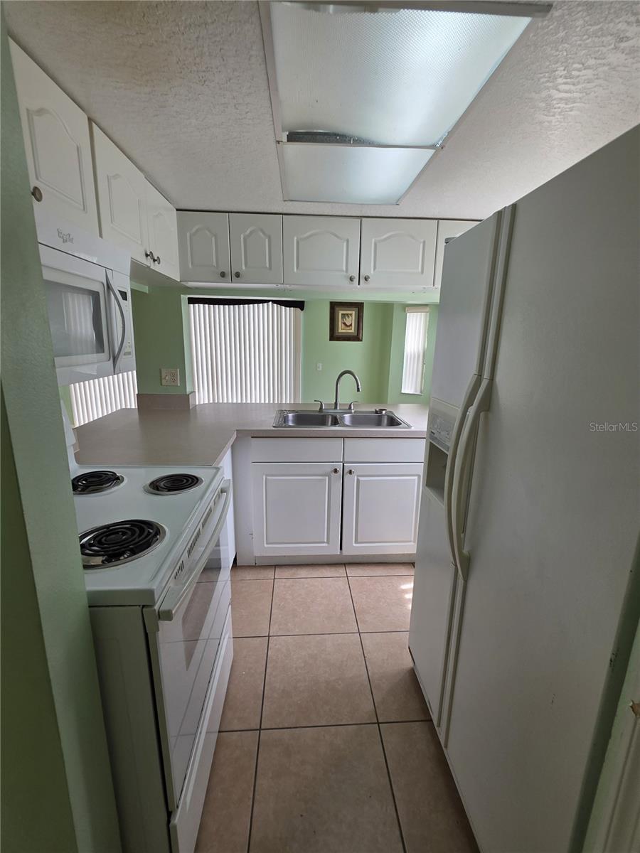 Image 6 of 18 For 342 Caribbean Drive