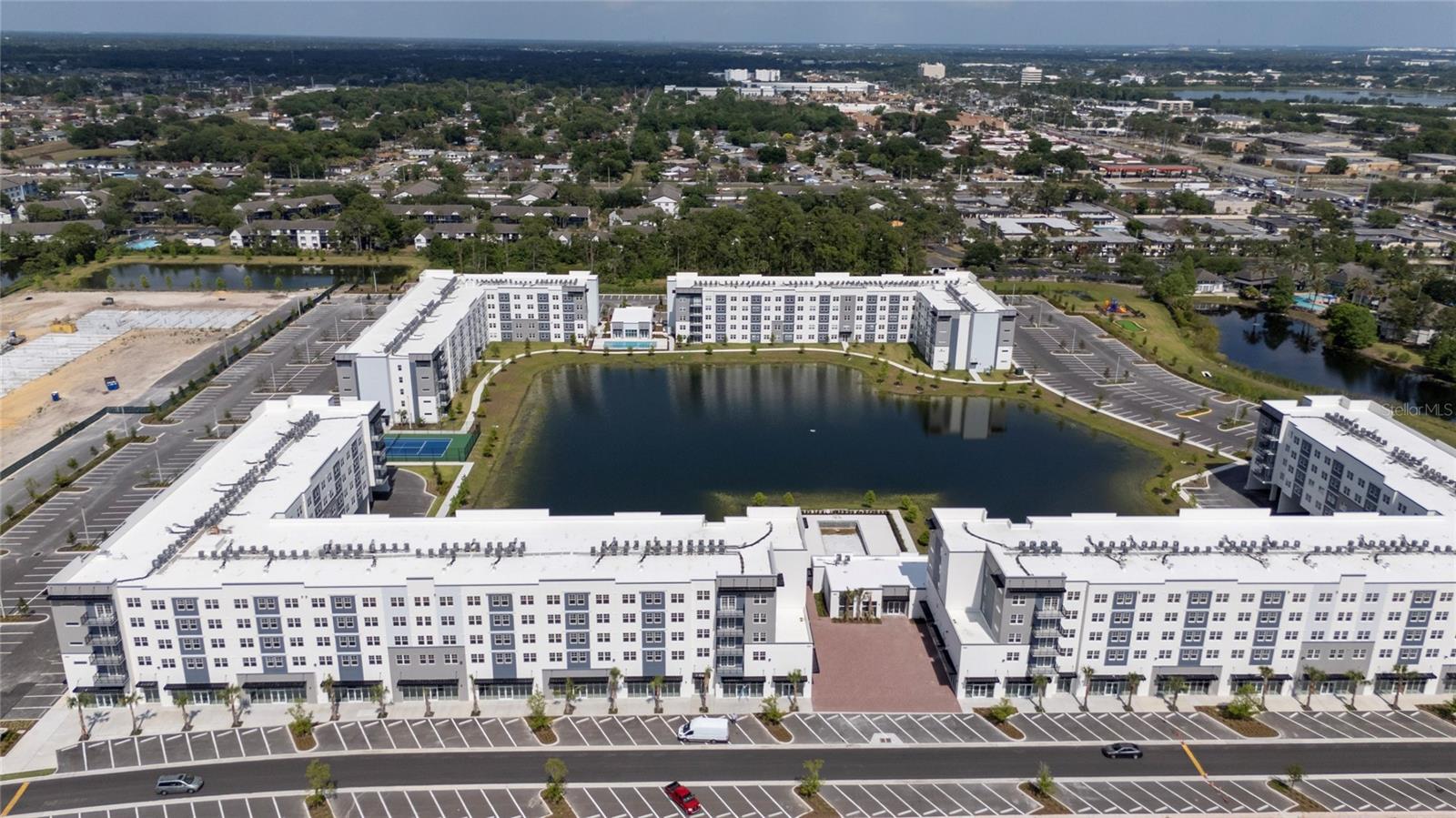 Image 24 of 41 For 5587 Millenia Park Boulevard 515