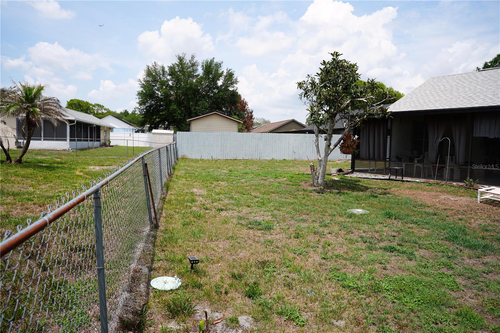 Image 27 of 33 For 9705 Lingwood Trail