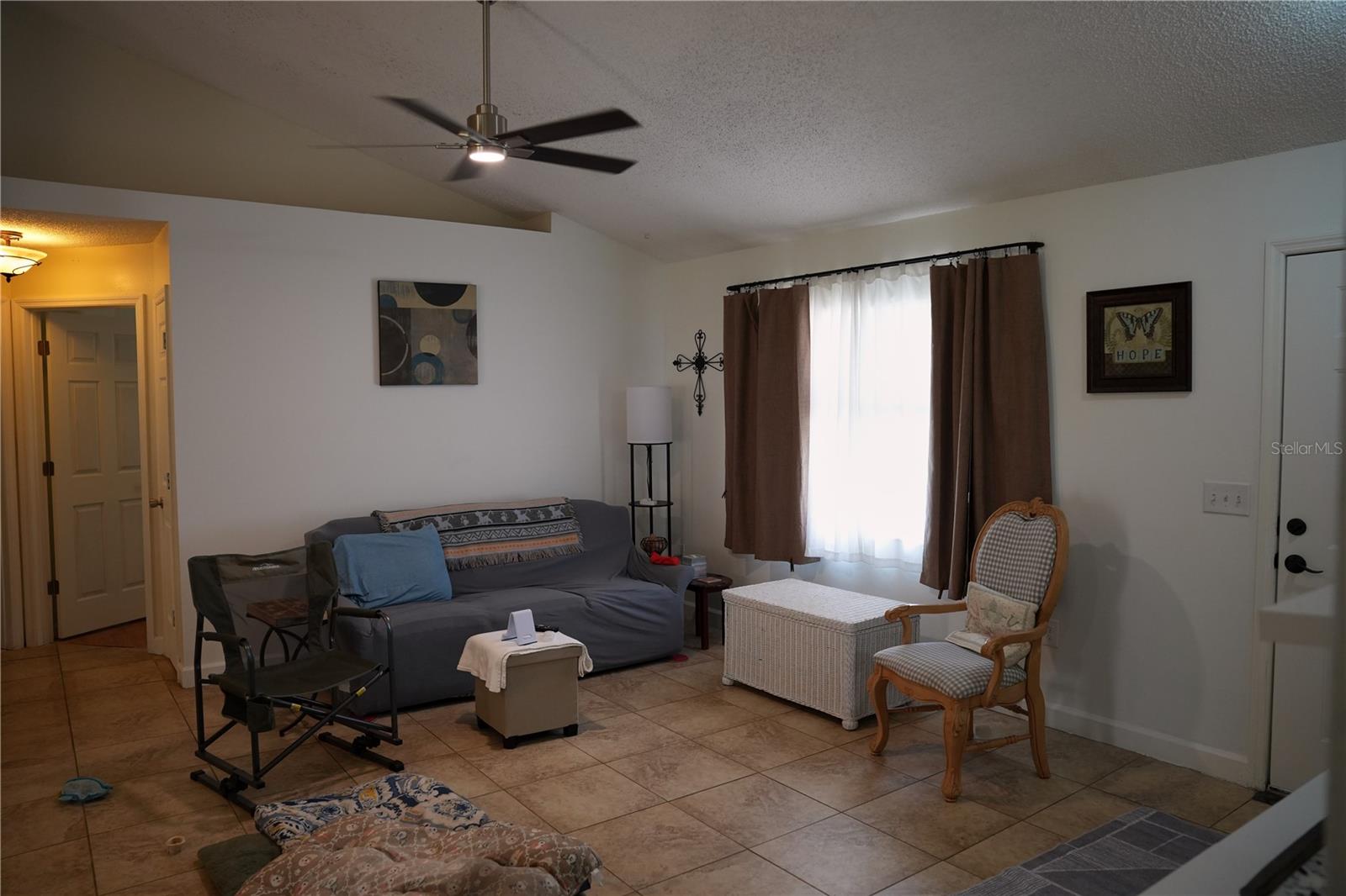Image 8 of 33 For 9705 Lingwood Trail