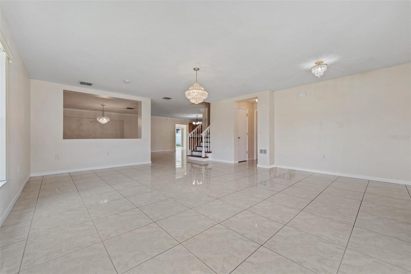Image 12 of 45 For 831 Neptune Pointe Lane