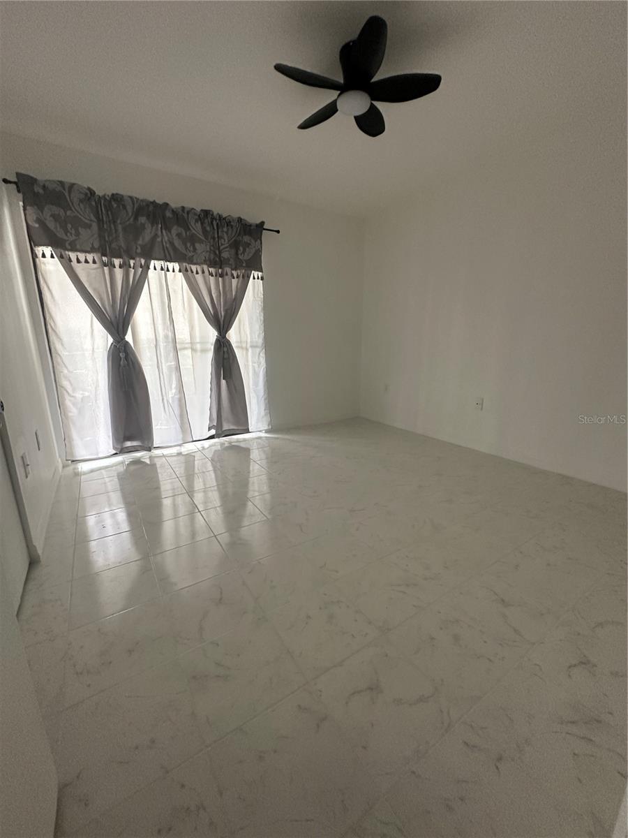 Image 4 of 12 For 6077 Village Circle 6077