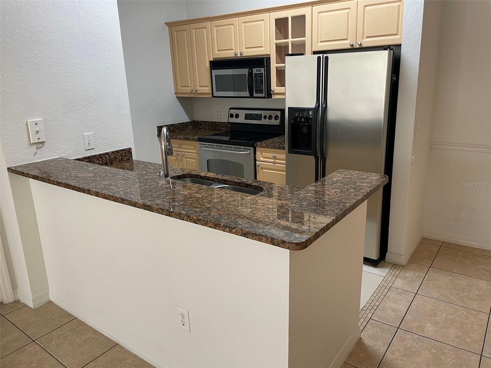 Image 2 of 16 For 3611 Conroy Road 825