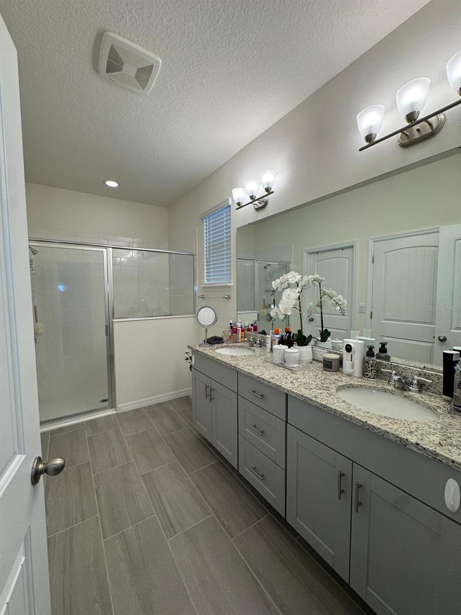 Image 21 of 42 For 16236 Carraway Bay Alley