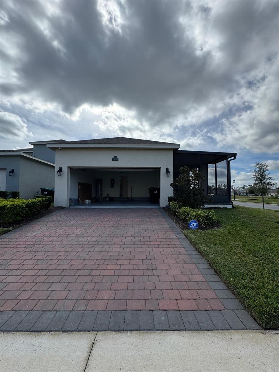 Image 32 of 42 For 16236 Carraway Bay Alley