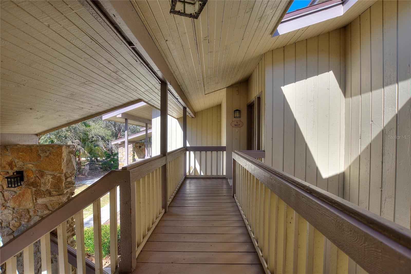 Image 18 of 26 For 907 Tennis Way 3147-8