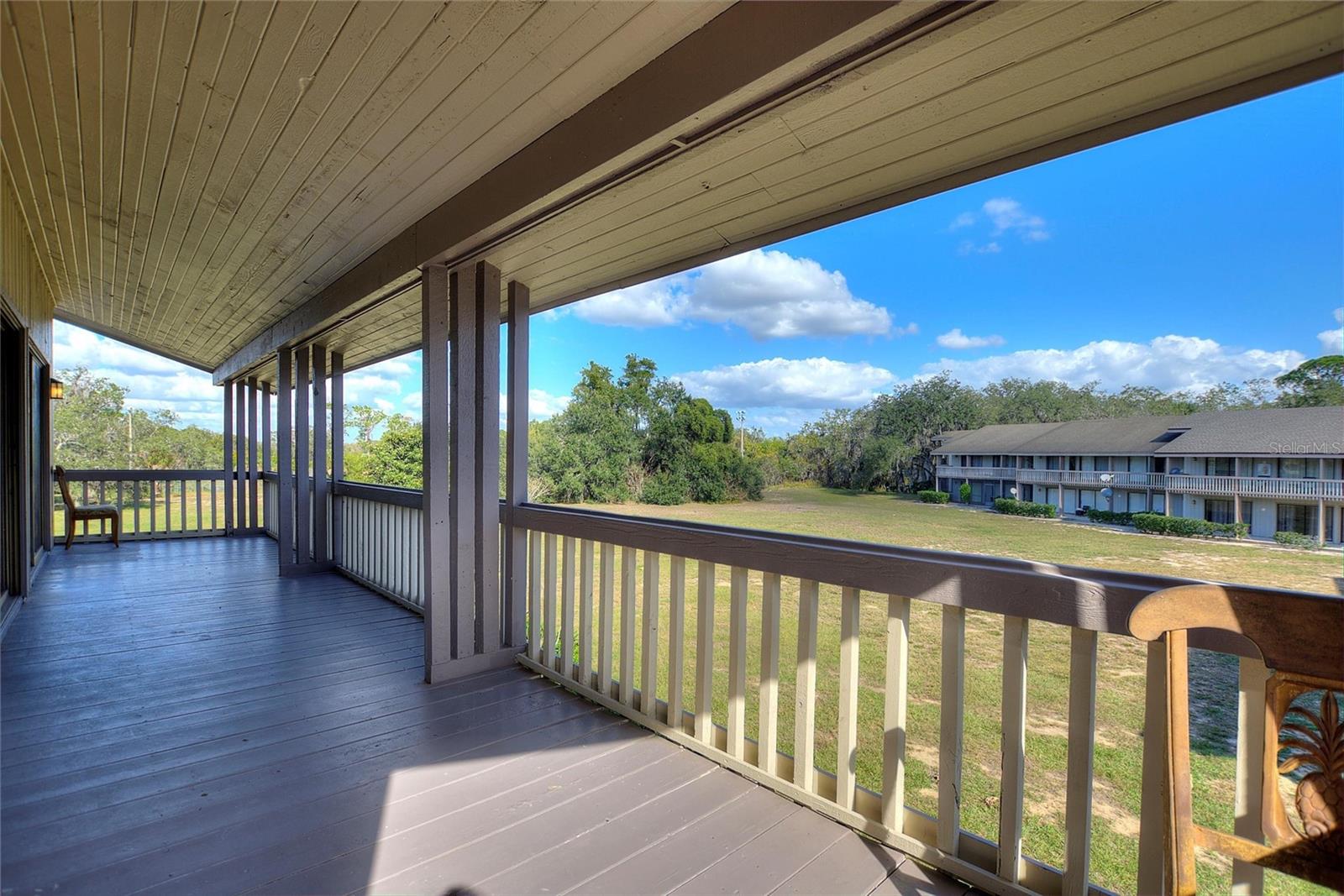 Image 22 of 26 For 907 Tennis Way 3147-8