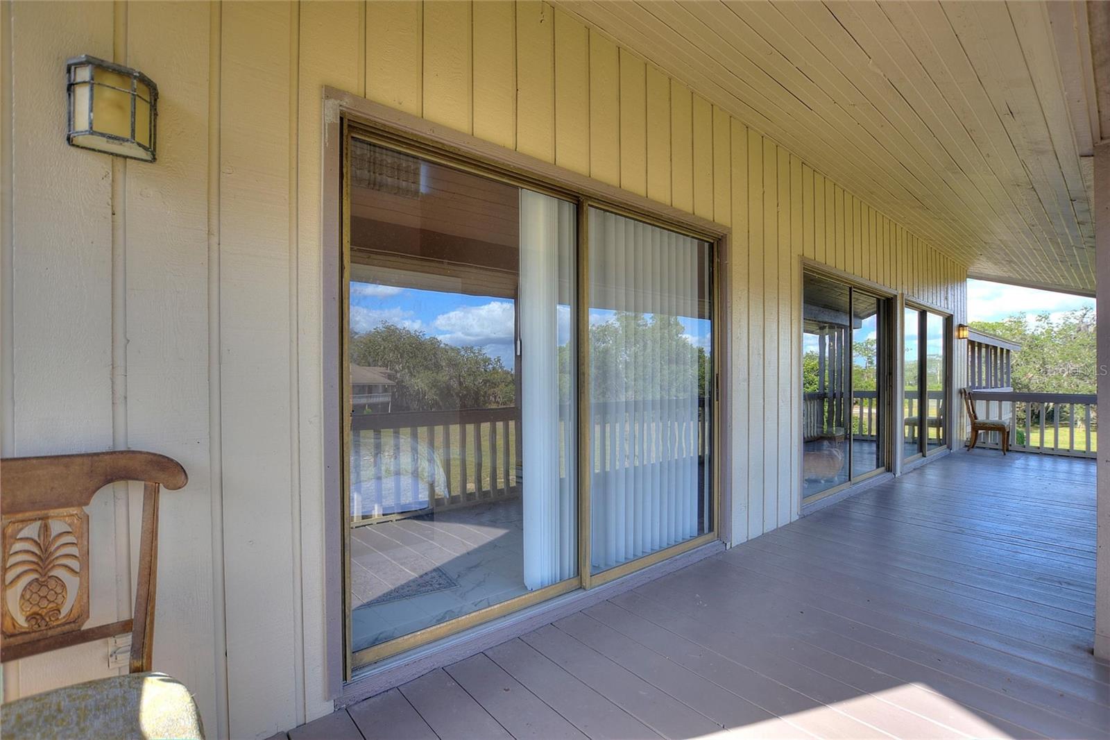 Image 23 of 26 For 907 Tennis Way 3147-8