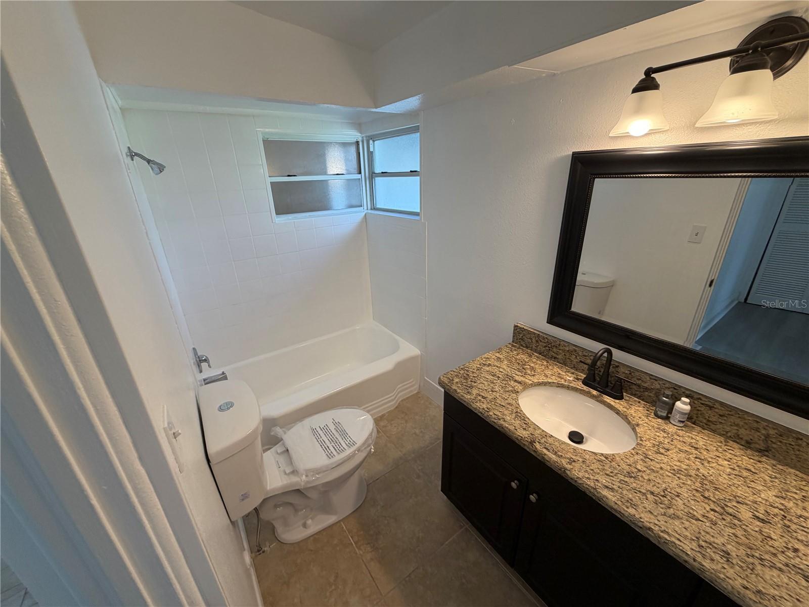Image 2 of 8 For 4235 Edgewater Drive