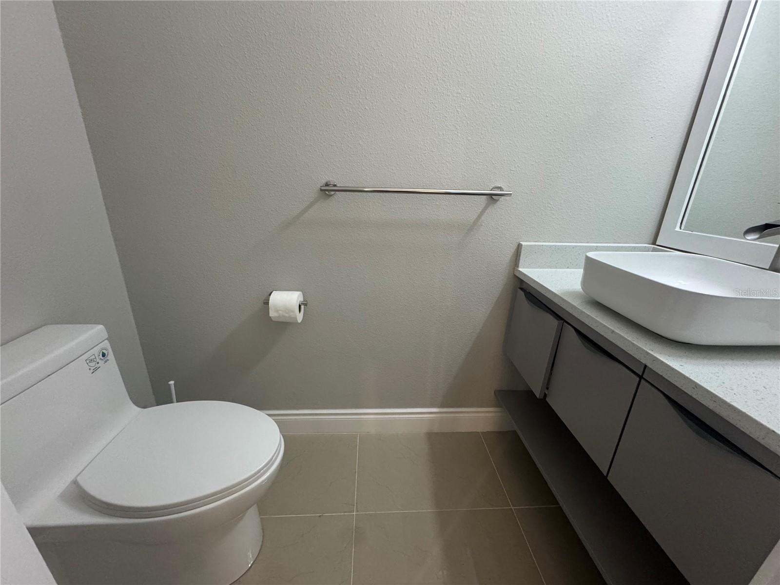 Image 13 of 32 For 2037 Greenbriar Terrace