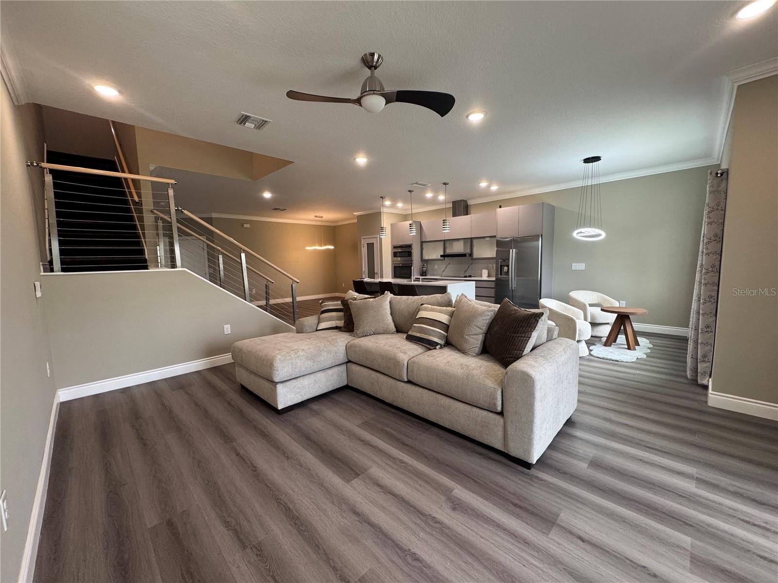 Image 2 of 32 For 2037 Greenbriar Terrace