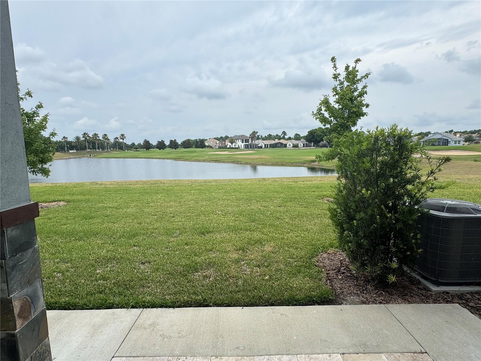 Image 9 of 32 For 2037 Greenbriar Terrace