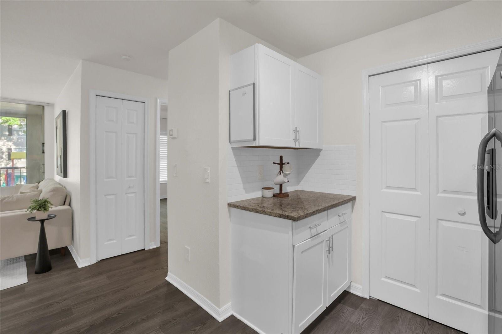 Image 19 of 26 For 7606 Pissarro Drive 14204