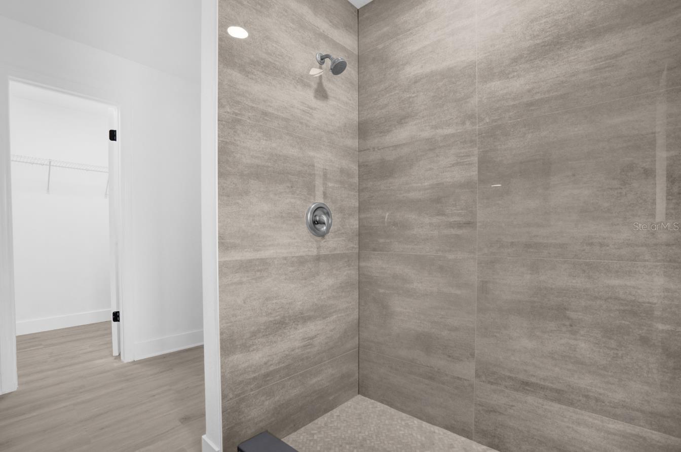 Image 18 of 33 For 8241 Caraway Drive