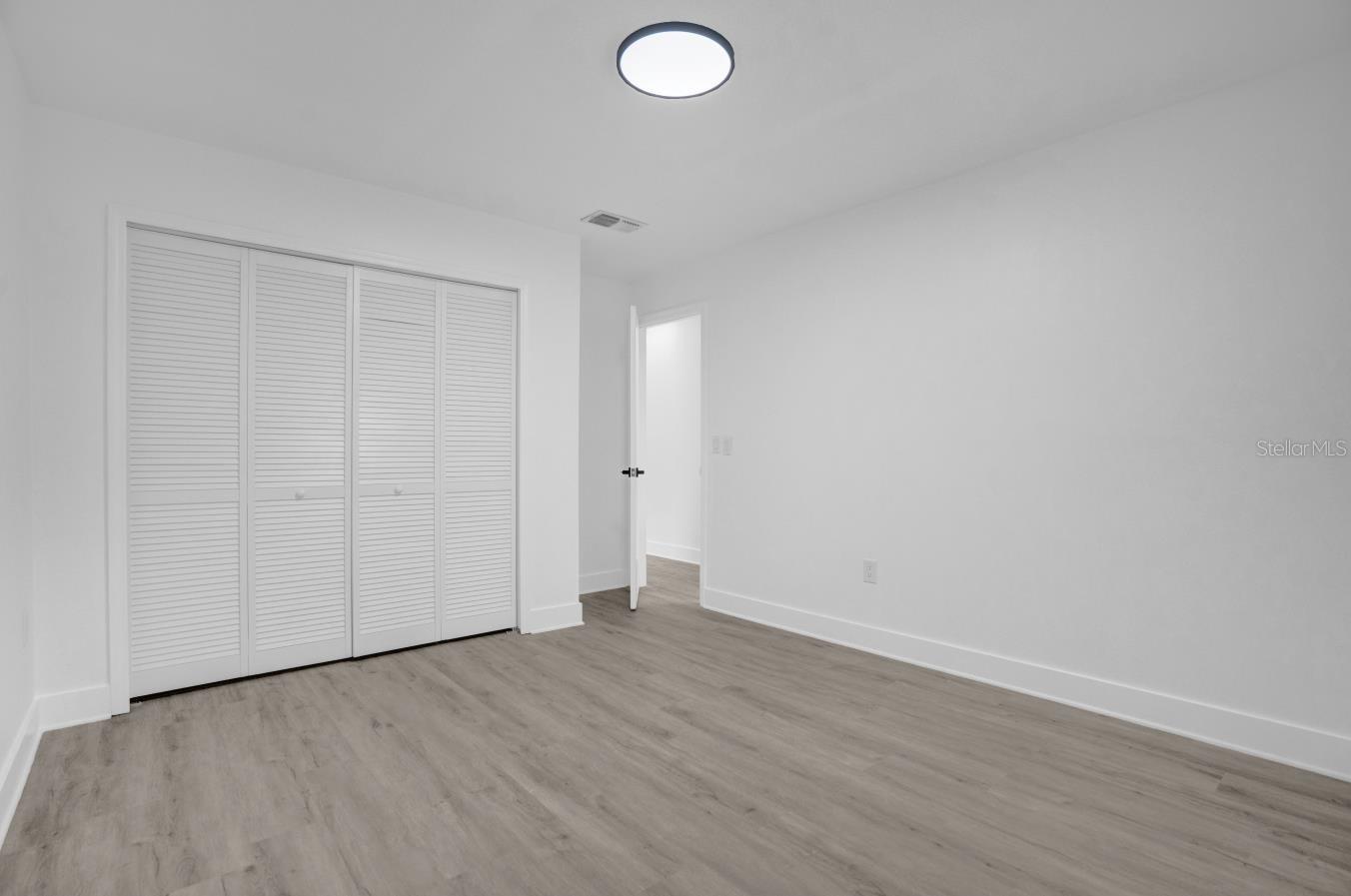 Image 23 of 33 For 8241 Caraway Drive