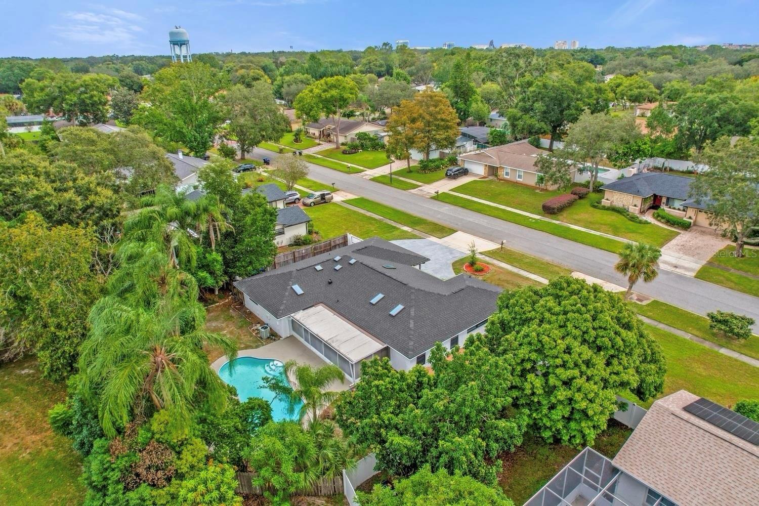 Image 28 of 33 For 8241 Caraway Drive