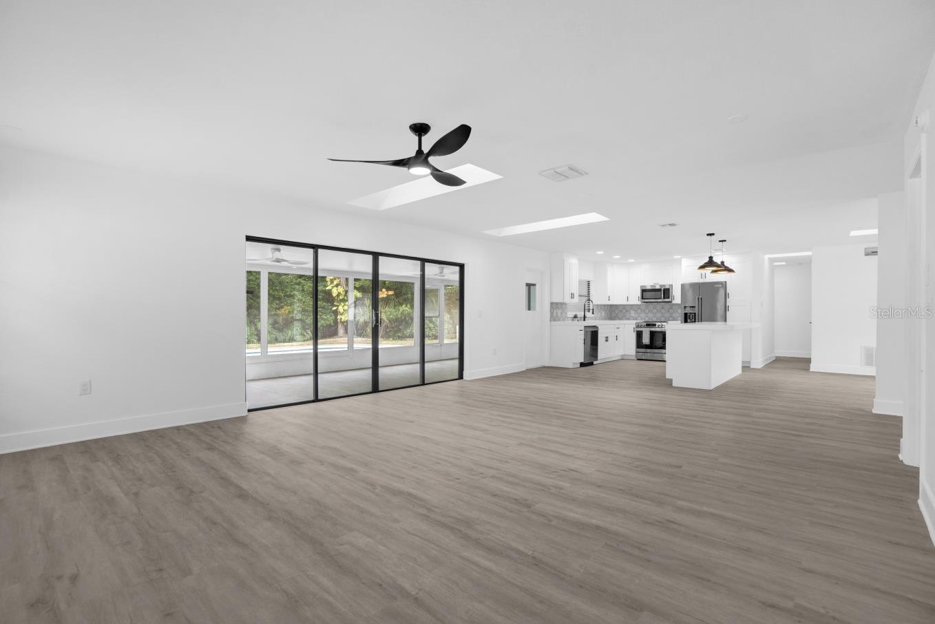 Image 6 of 33 For 8241 Caraway Drive
