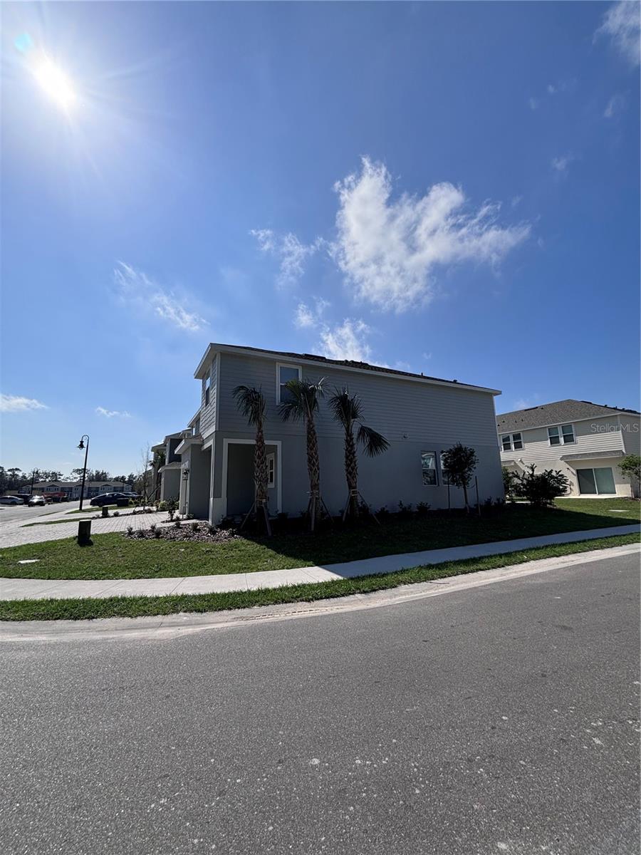 Image 19 of 28 For 3010 Canary Avenue
