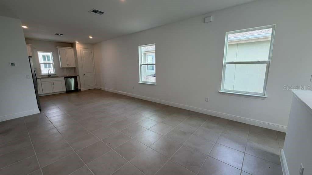 Image 6 of 20 For 10239 Dulbecco Street