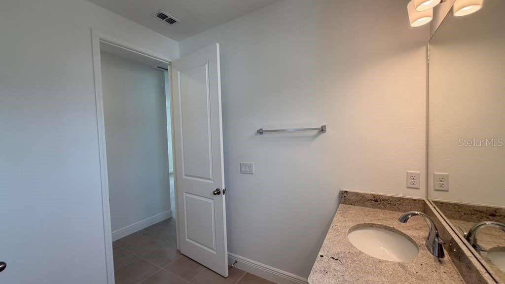 Image 7 of 20 For 10239 Dulbecco Street