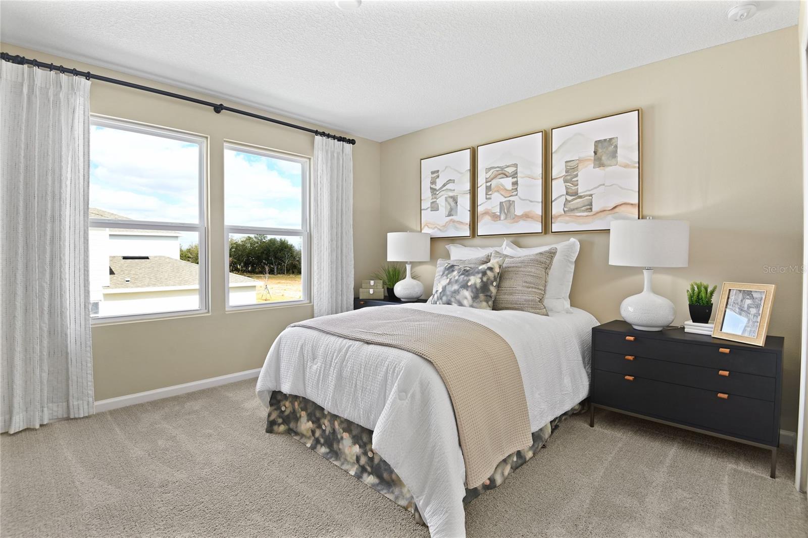 Image 11 of 19 For 2529 29th Lane E