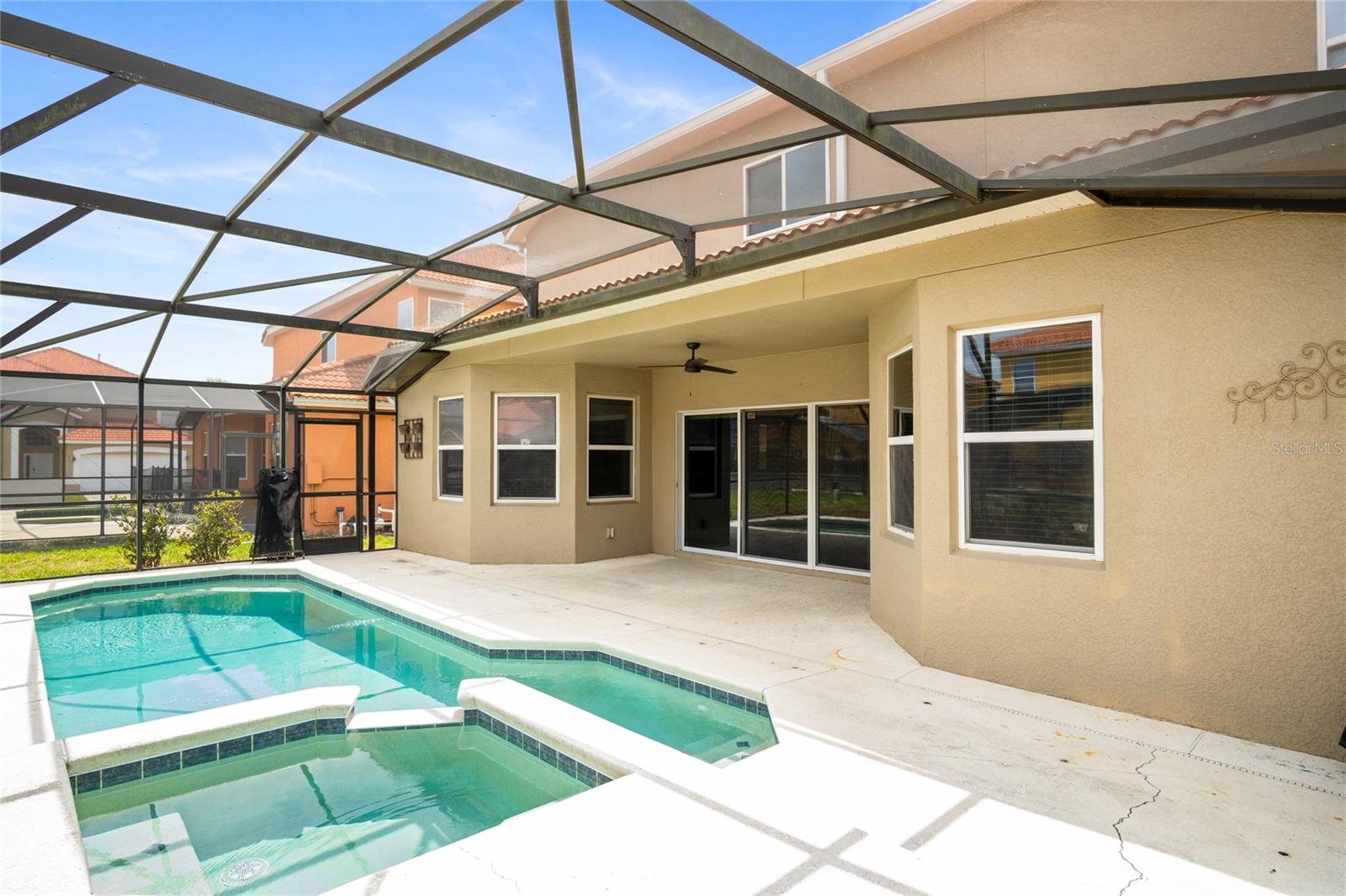 Image 2 of 56 For 118 Miro Drive