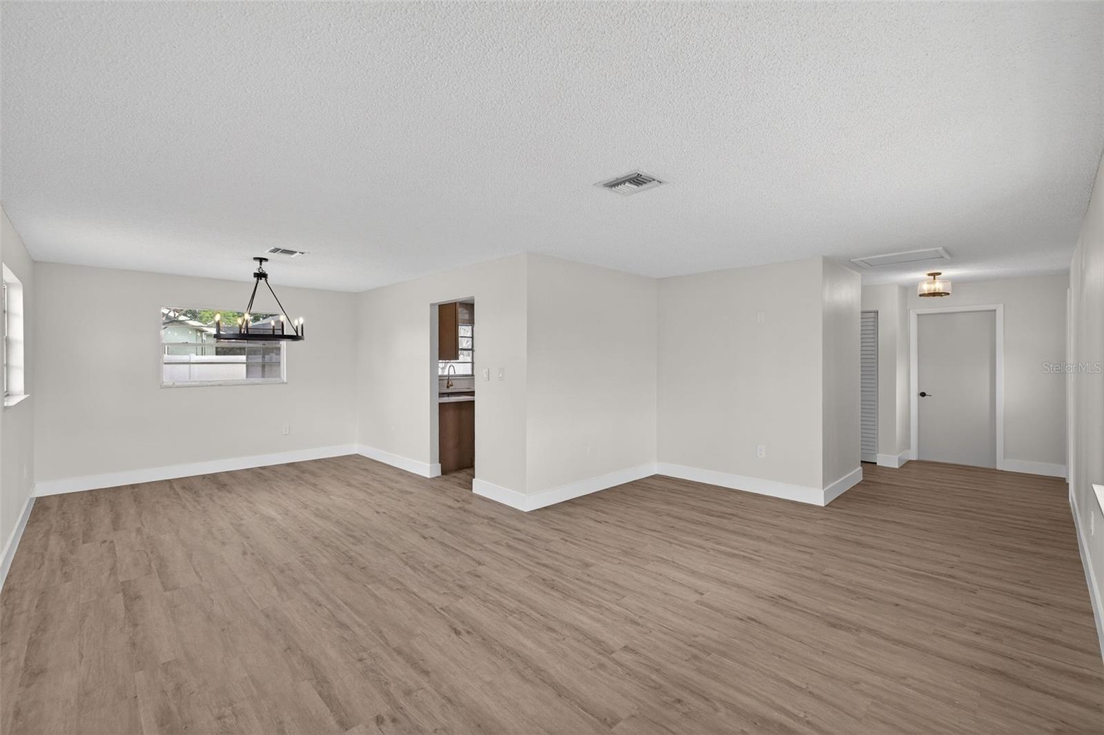 Image 10 of 20 For 180 Florida Boulevard