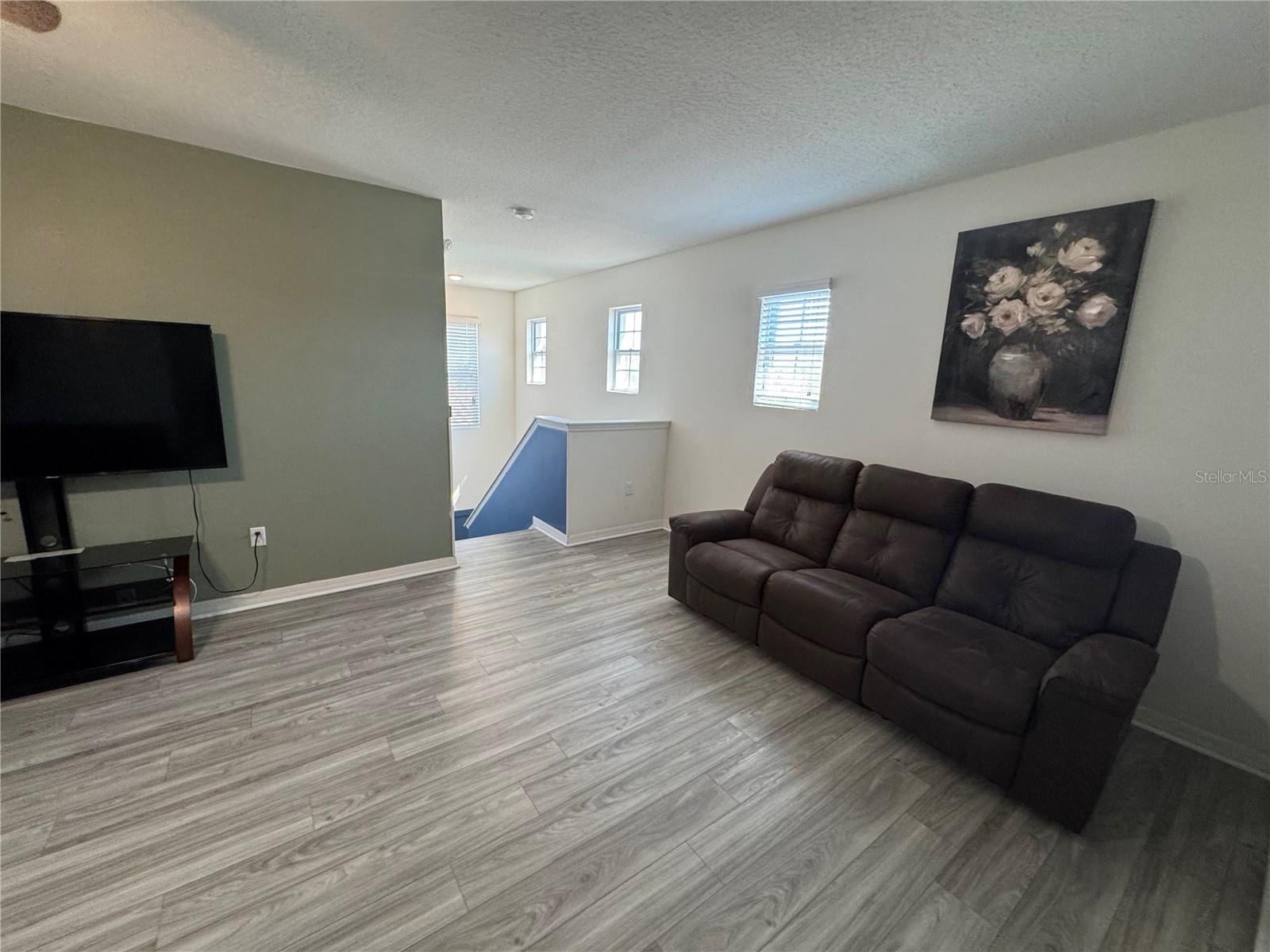 Image 35 of 83 For 5231 Wildwood Way