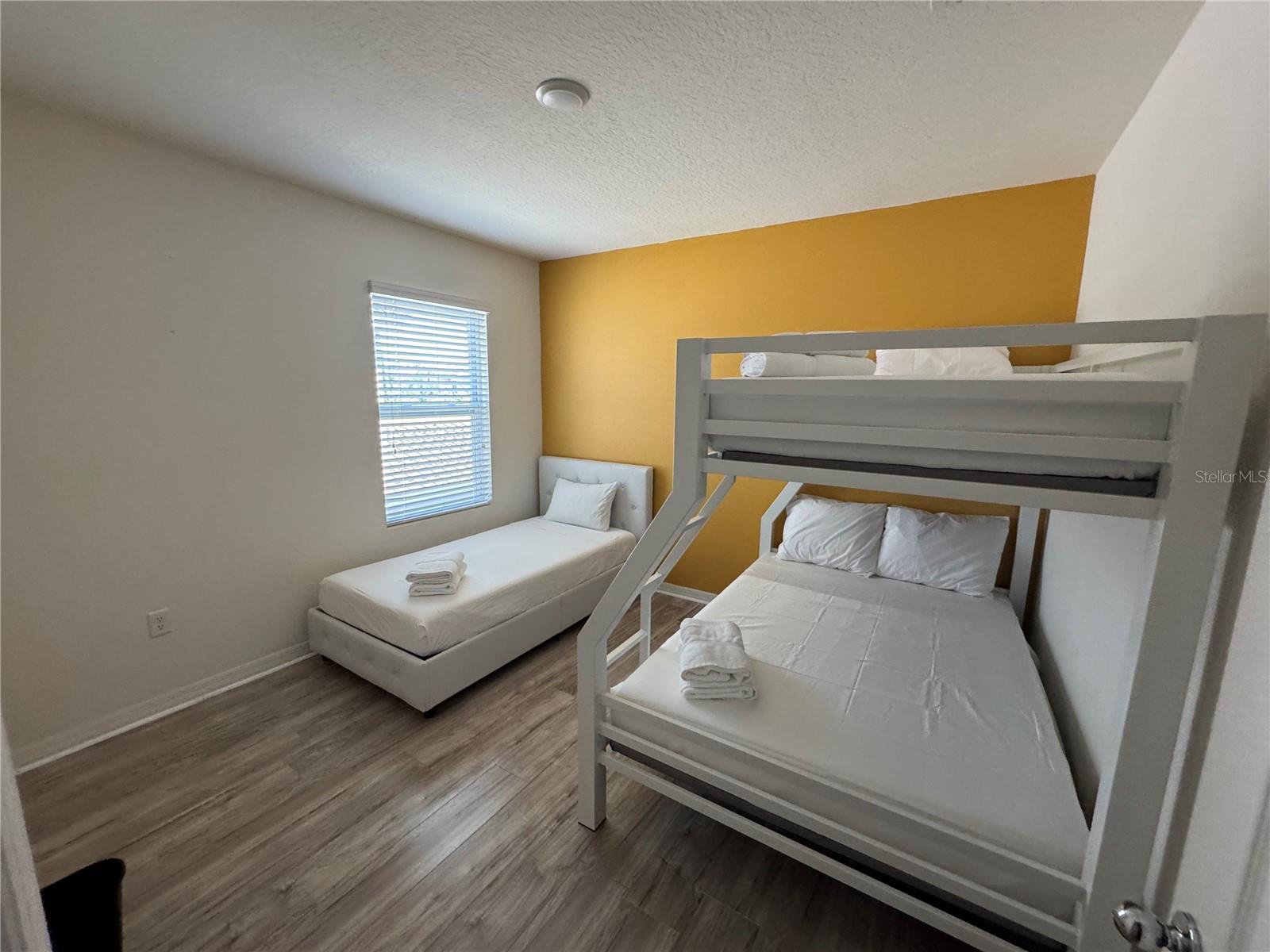 Image 39 of 83 For 5231 Wildwood Way