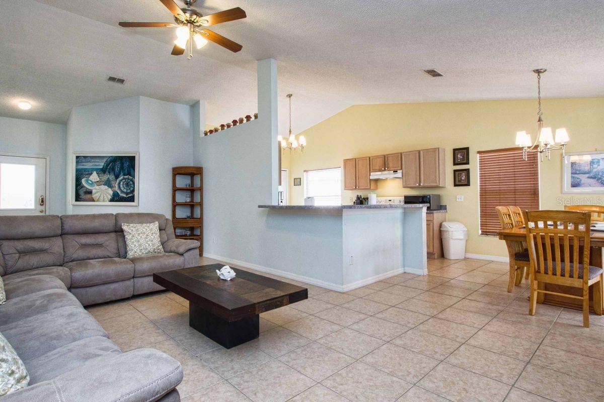 Image 4 of 34 For 1529 Indian Oaks Trail