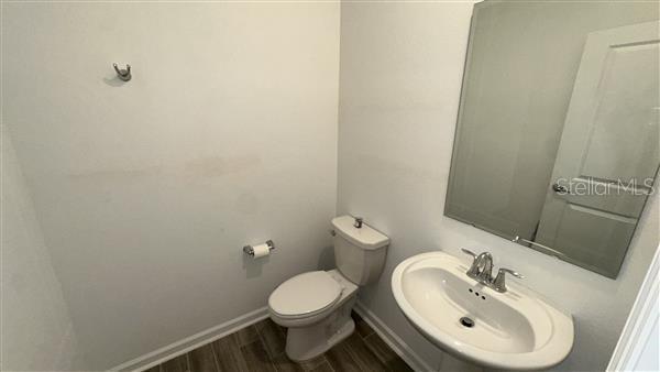 Image 11 of 20 For 6326 Lakepine Street