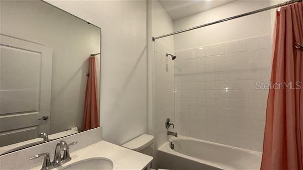 Image 16 of 20 For 6326 Lakepine Street