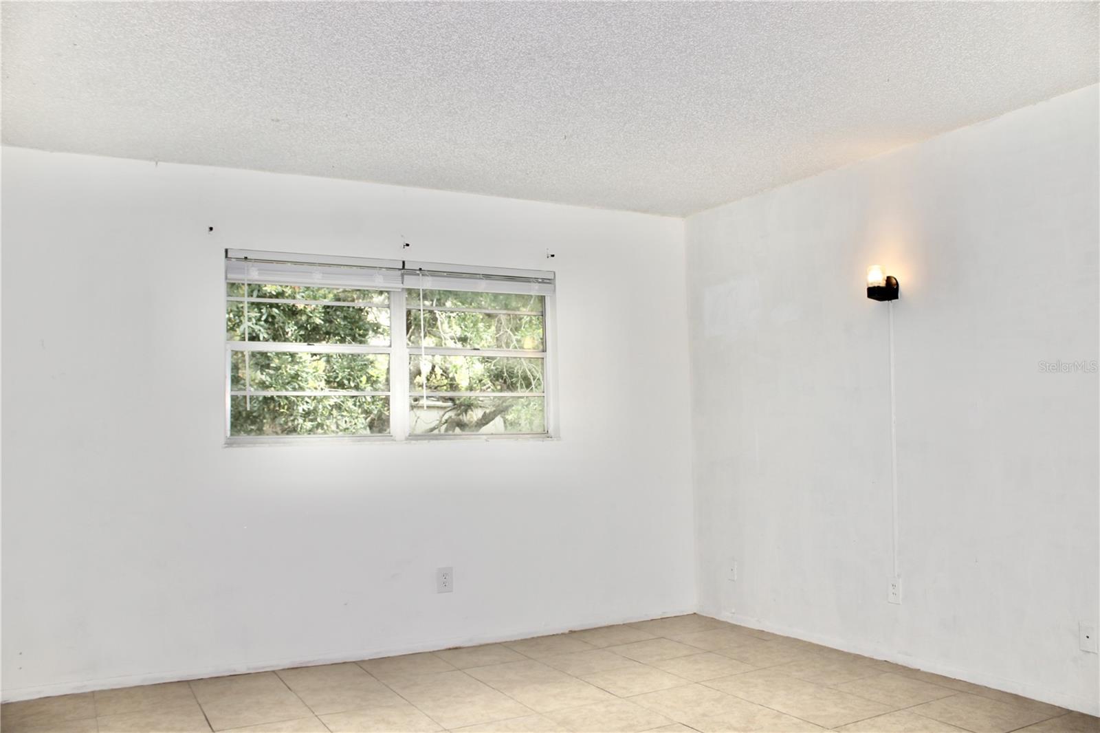 Image 11 of 14 For 1819 Michigan Avenue D