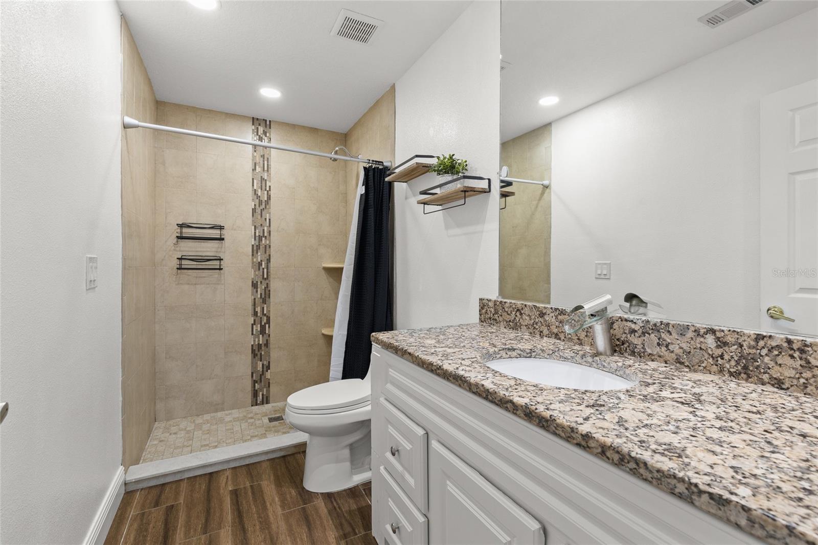 Image 17 of 37 For 4900 Sausalito Lane