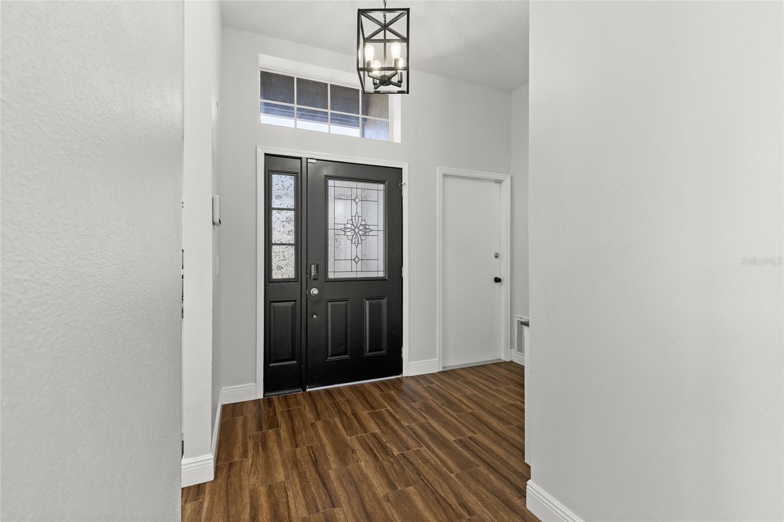Image 2 of 37 For 4900 Sausalito Lane