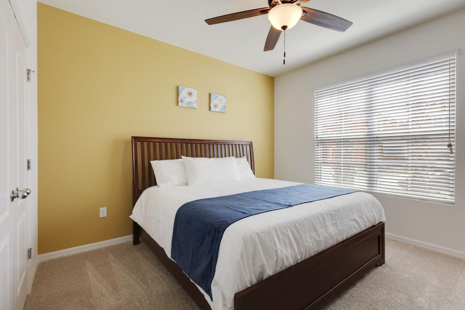 Image 17 of 70 For 5265 Oakbourne Avenue