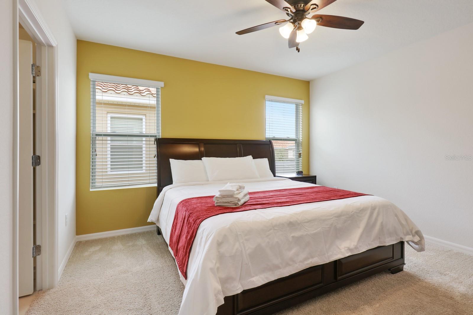 Image 20 of 70 For 5265 Oakbourne Avenue