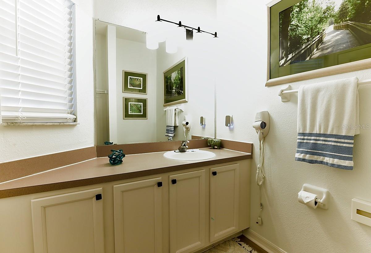 Image 25 of 49 For 1043 Park Ridge Circle