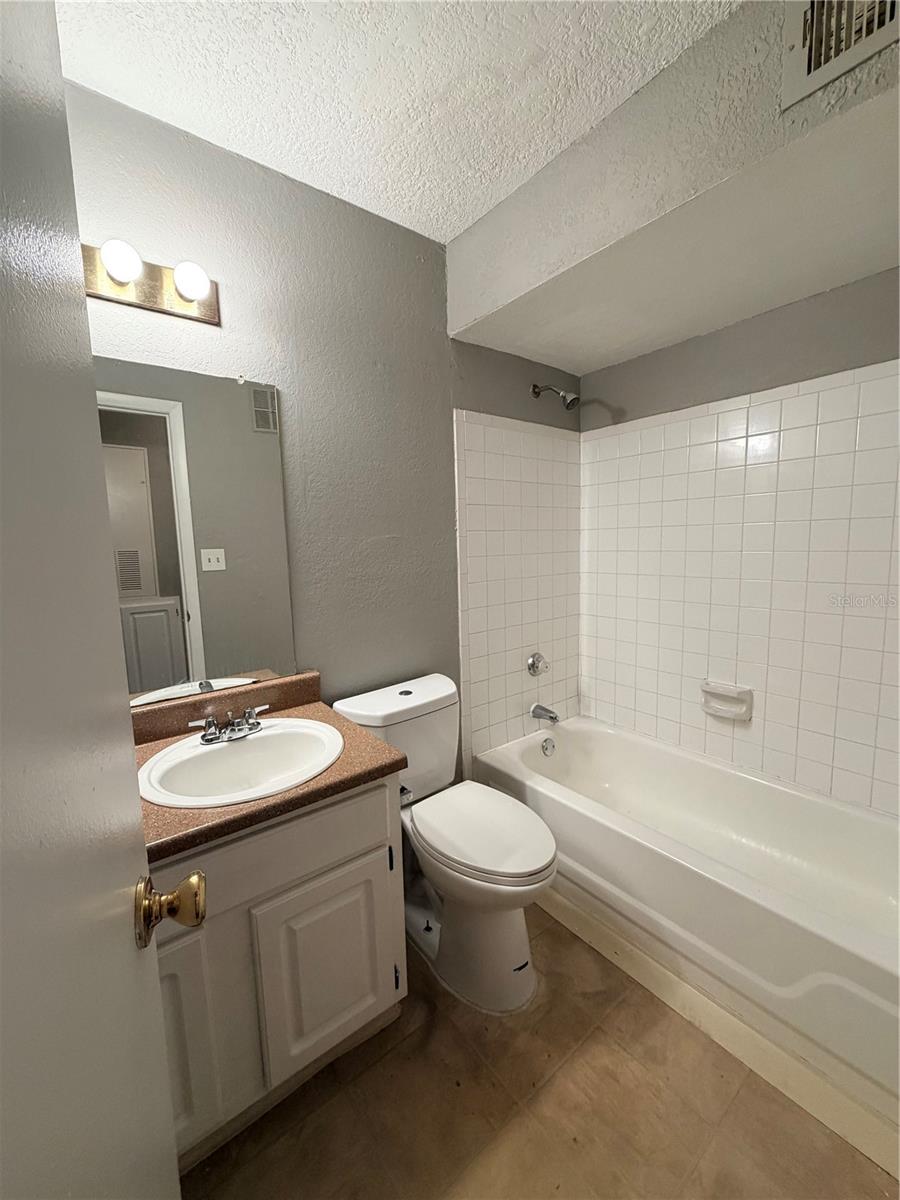 Image 12 of 12 For 4367 Thornbriar Lane 107