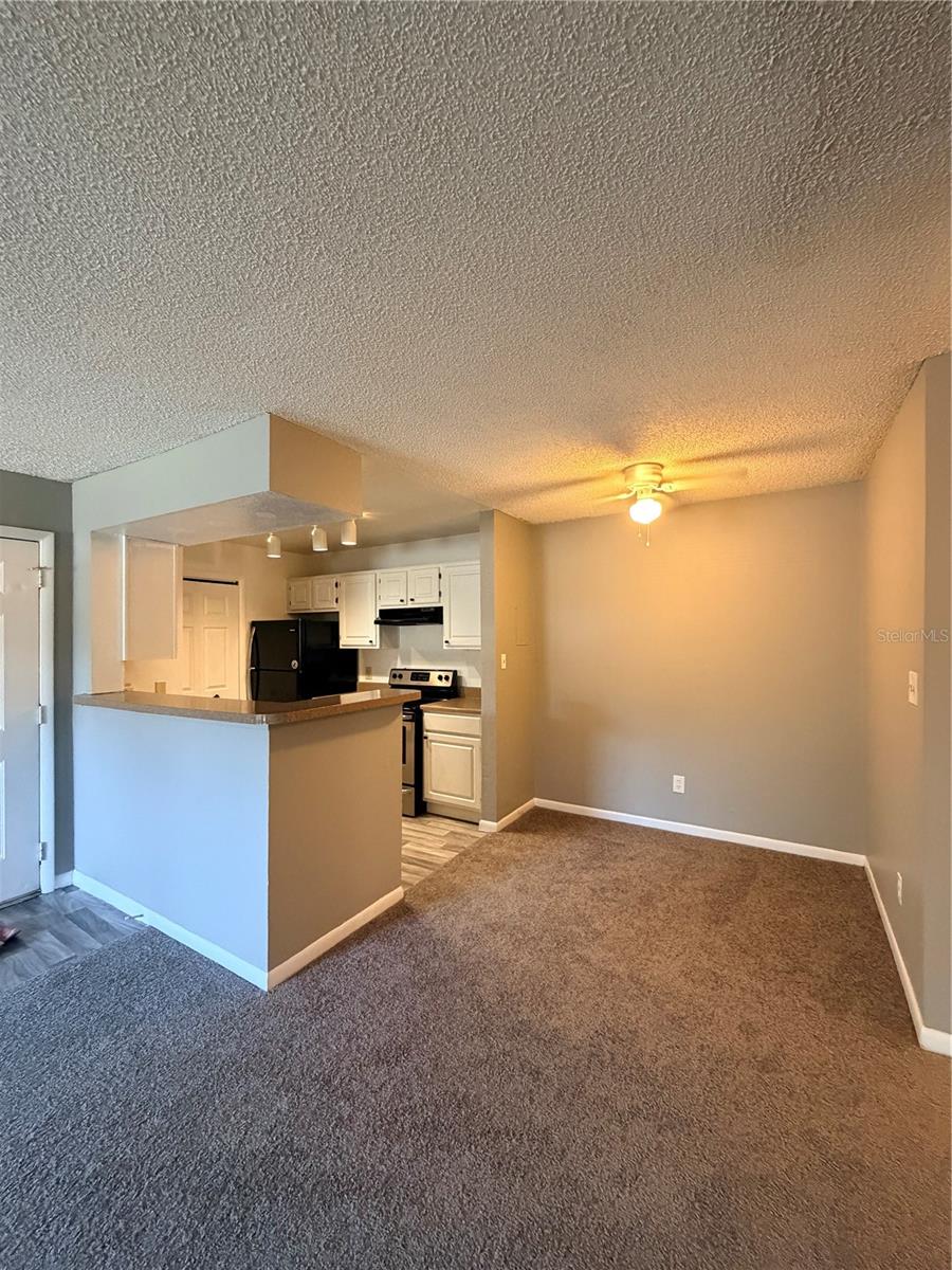 Image 5 of 12 For 4367 Thornbriar Lane 107