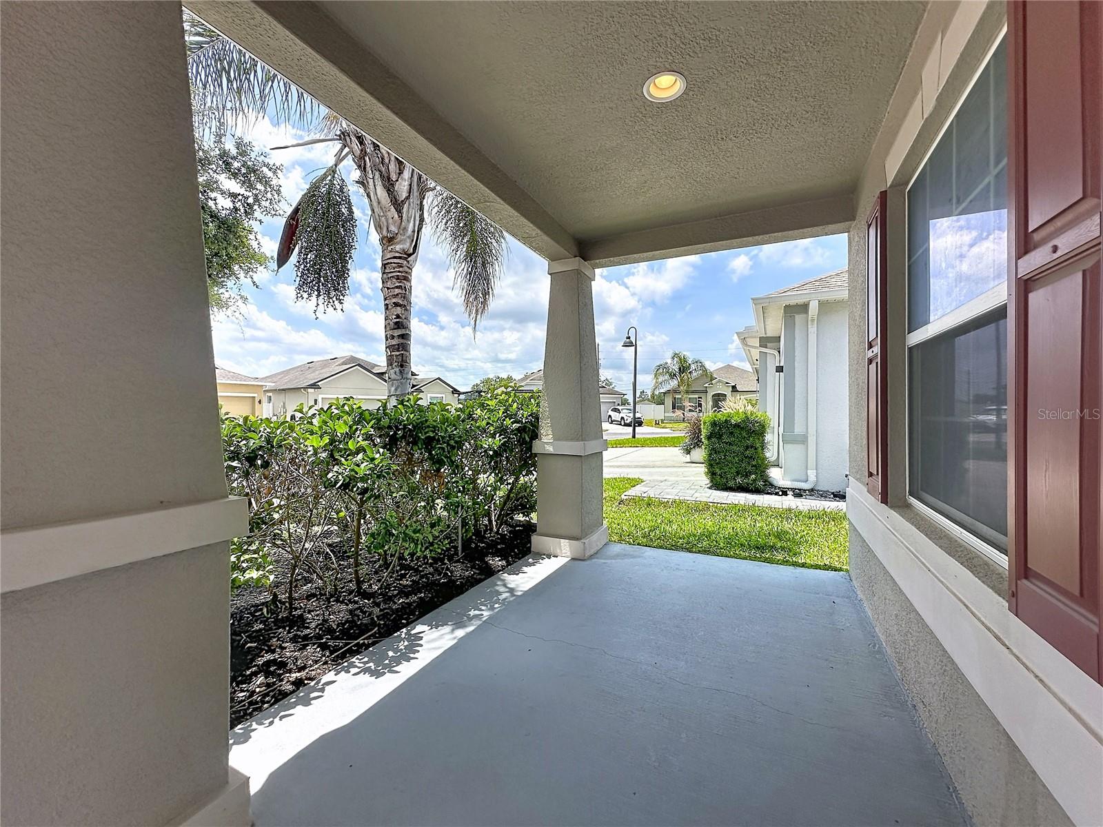 Image 4 of 45 For 174 Cambria Grove Circle