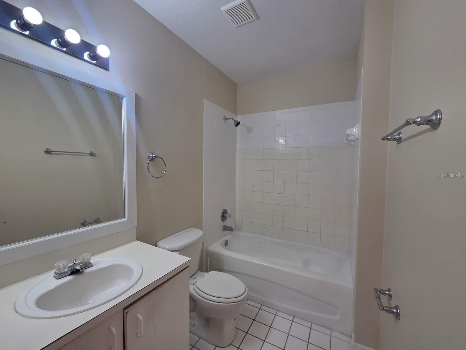 Image 15 of 20 For 489 Las Cortes Lane 204