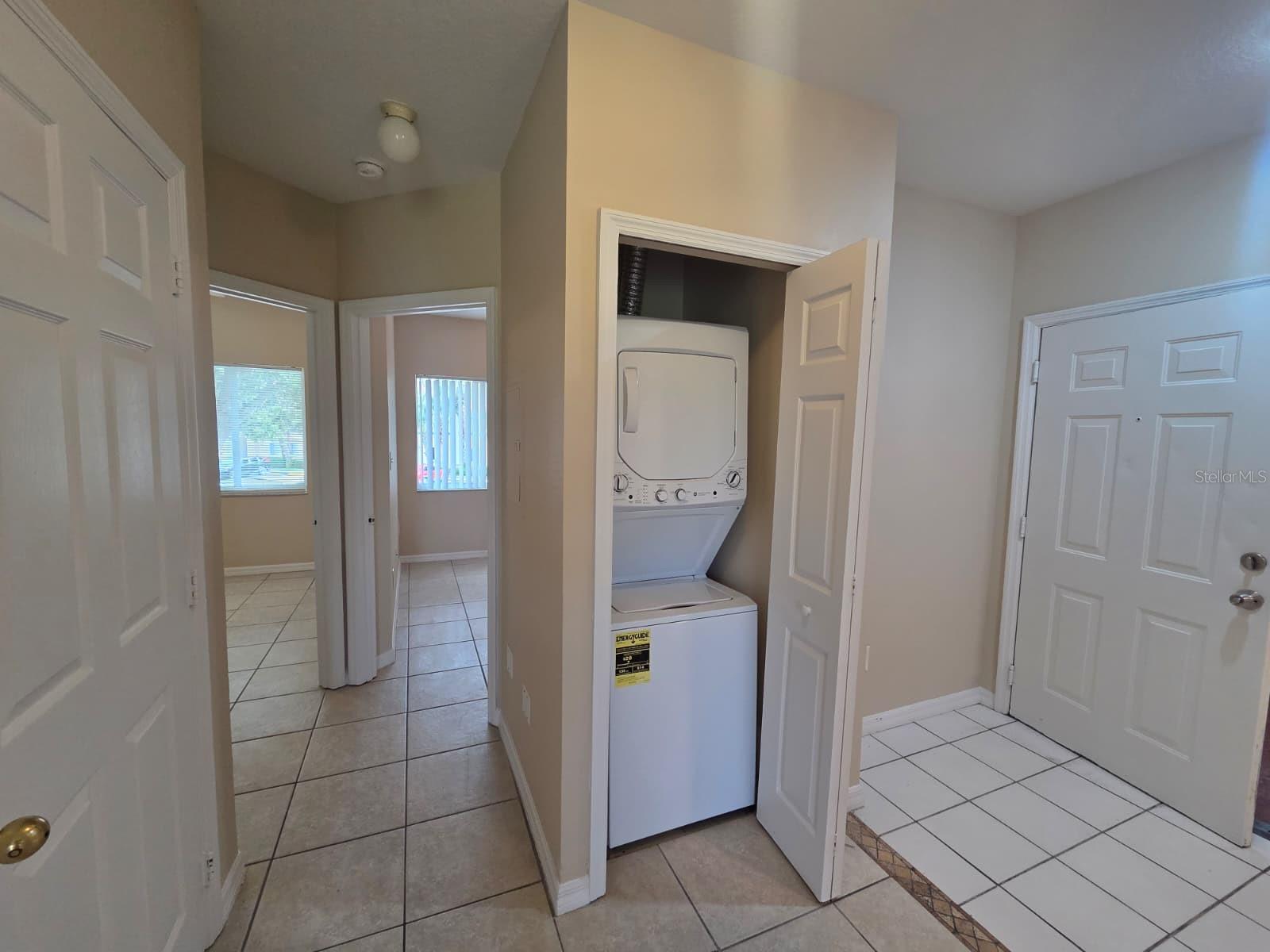 Image 16 of 20 For 489 Las Cortes Lane 204