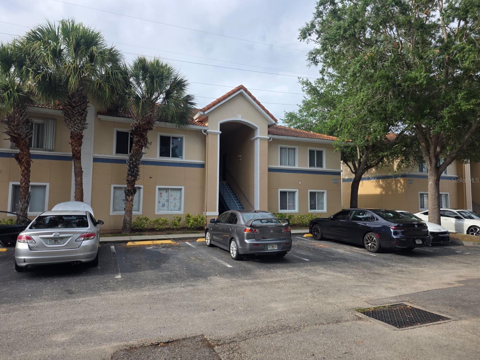 Image 2 of 20 For 489 Las Cortes Lane 204