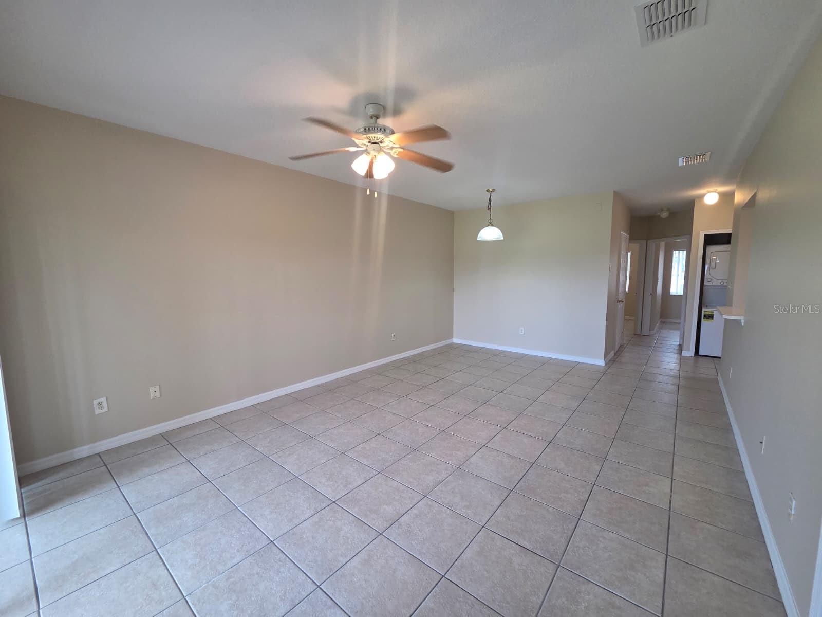 Image 3 of 20 For 489 Las Cortes Lane 204