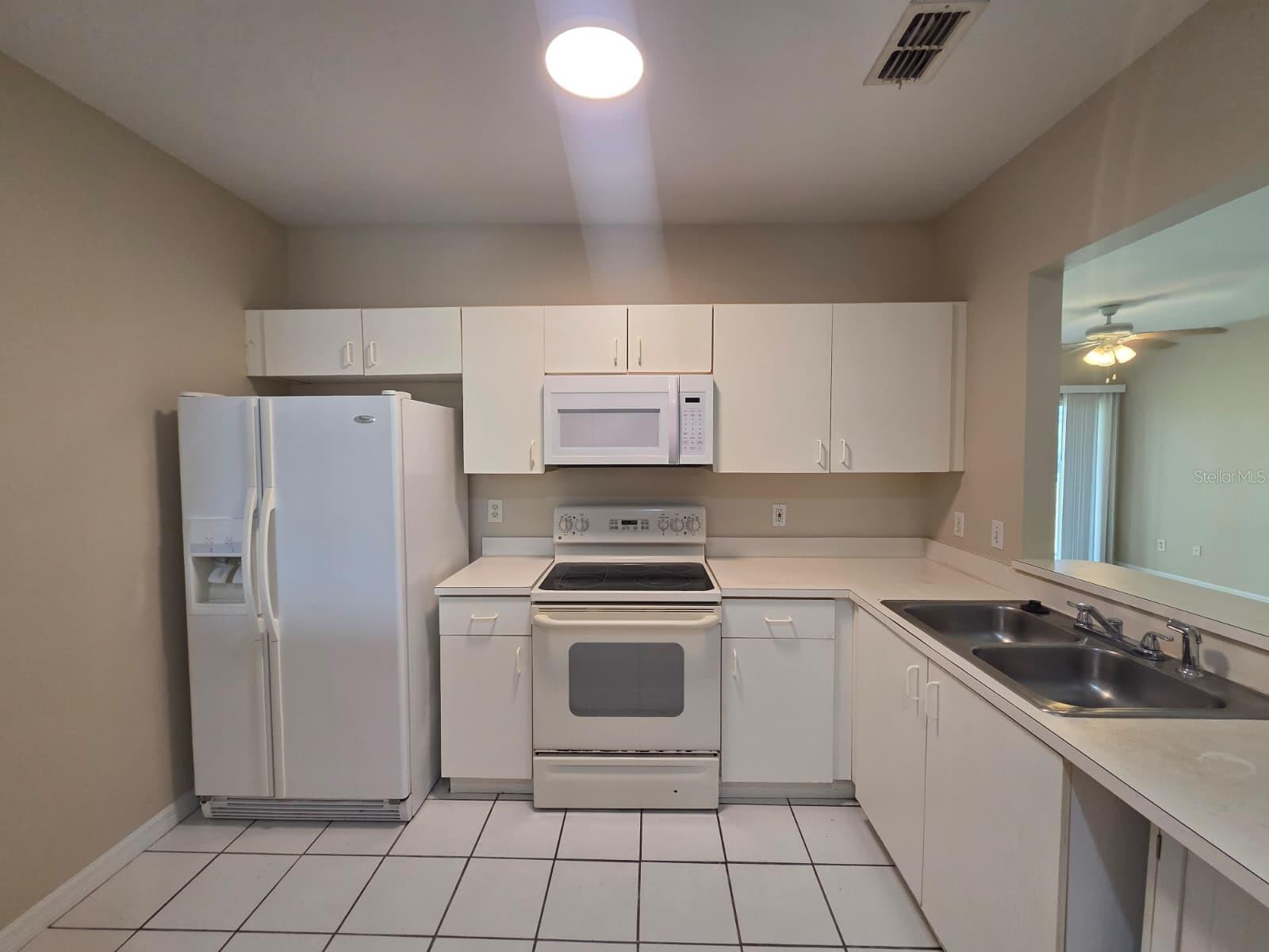 Image 7 of 20 For 489 Las Cortes Lane 204